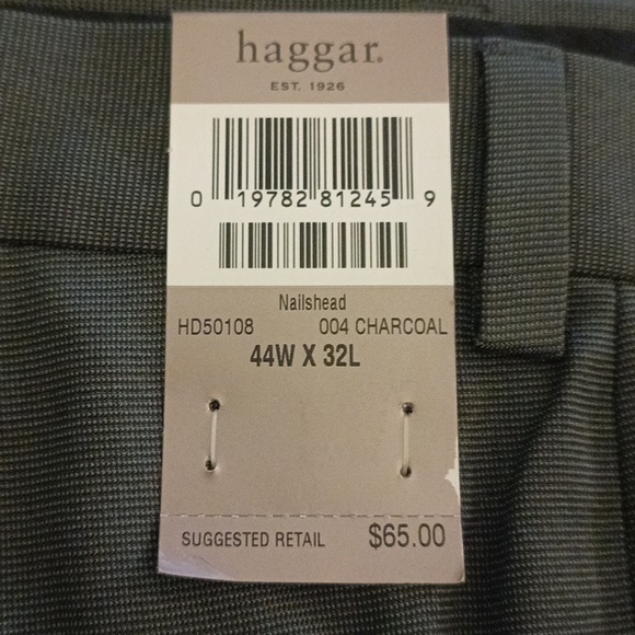 NWT Men's Flat Front Haggar Classic Slack 44x32L Charcoal Trouser Classic Fit - Picture 2 of 4